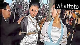 Starożytny chiński fetysz bondage budzi się do życia w nowoczesnym filmie BDSM.