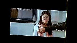 Video XXX di Shardha Kapoor sensuale con danza erotica