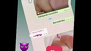 Wilde Philippinen Gruppensex-Session in einem WhatsApp-Chat